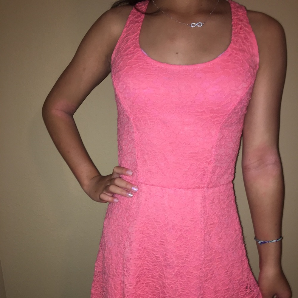 NEW CORAL JESSICA SIMPSON DRESS